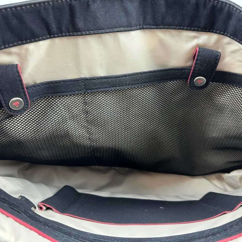 Tumi SANDO 6172D ‎ Black Computer Messenger Laptop Bag 16